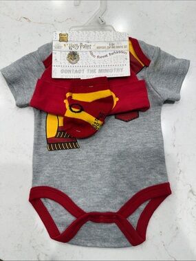 Warner Bros. Grey Bodysuit with Red Trim and Yellow Accent Socks